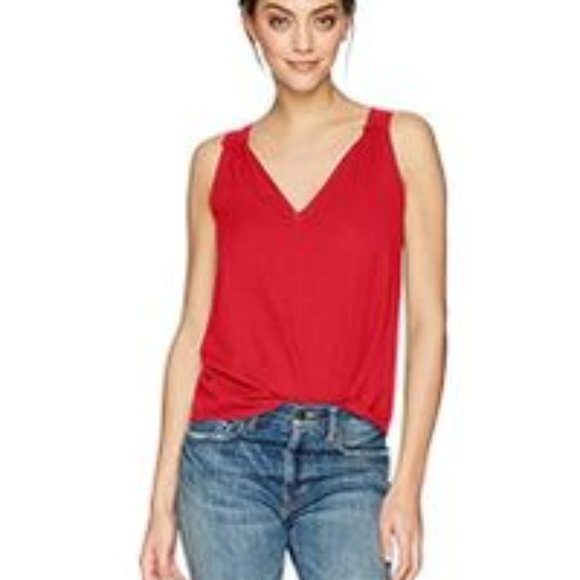 Cooper and Ella-Red-Ivy-Double-V-Tank.XS - Picture 1 of 1